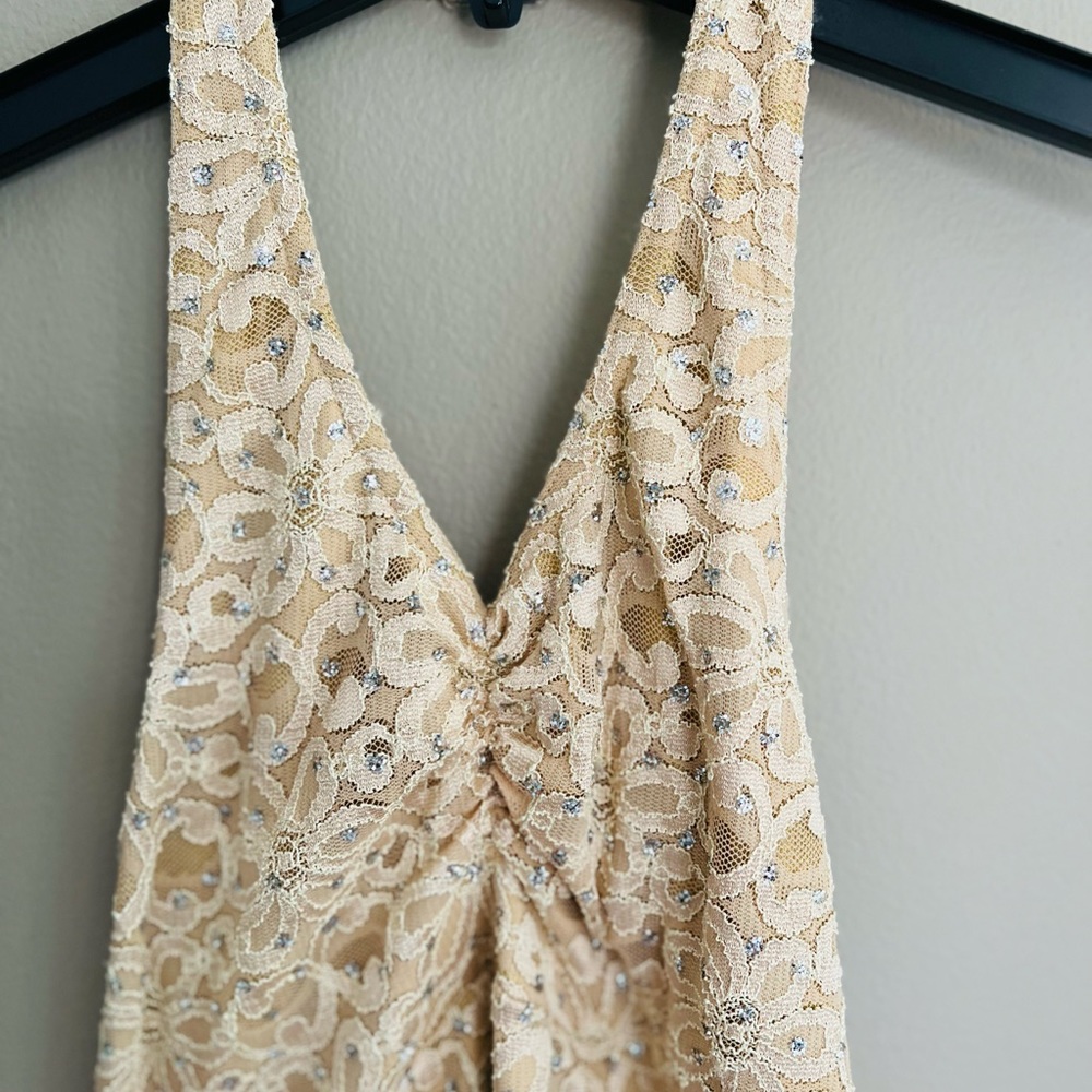 Dress - Picture 2 of 5